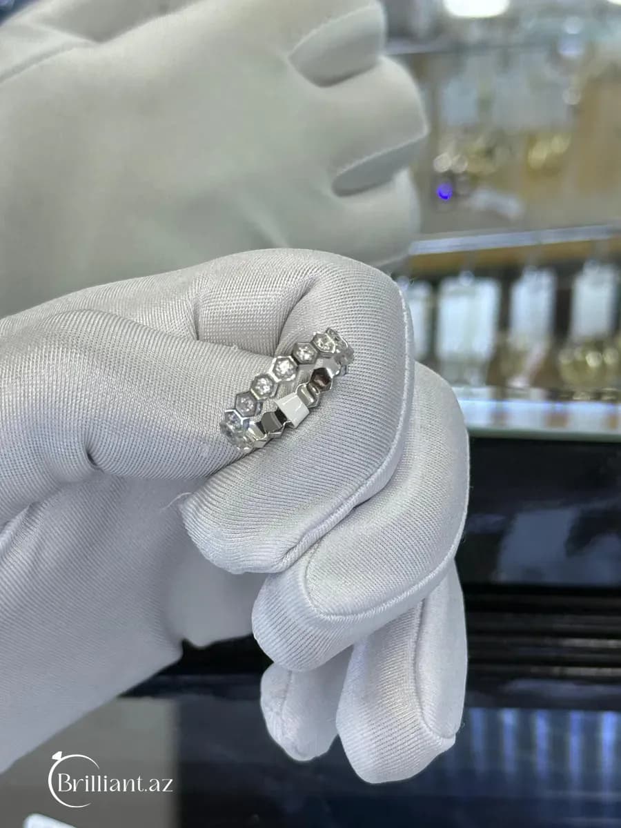 Chaumet white 1