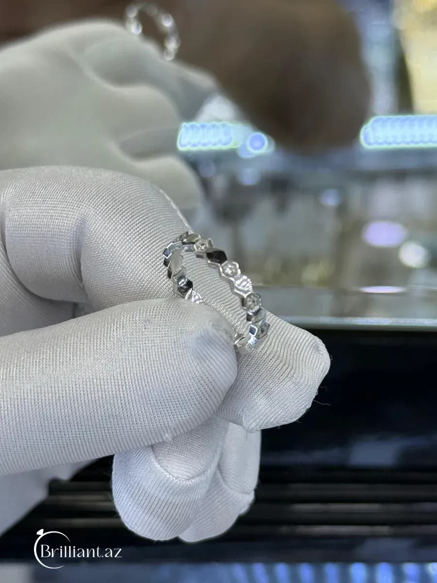 Chaumet white 3