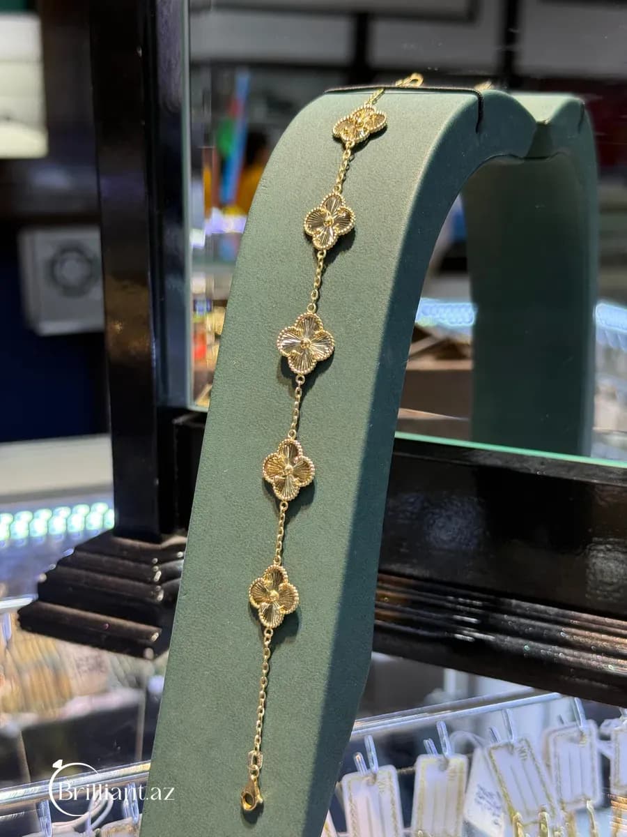 Van Cleef 3