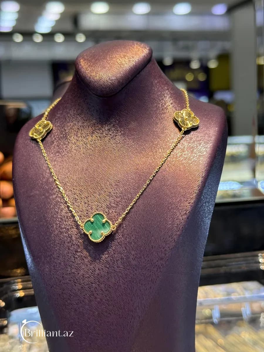 Van Cleef Boyunbağı